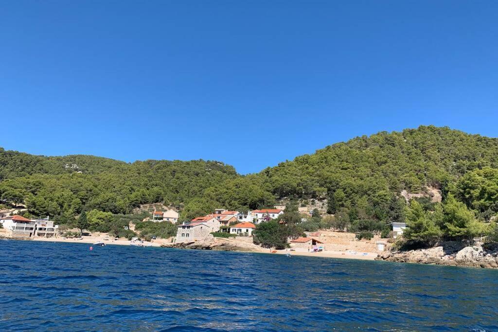 Seaview Pool Apartment-Lumiere, Island Hvar-Gdinj Exterior photo