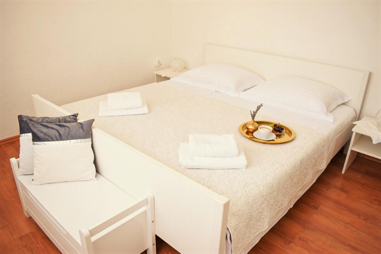 Seaview Pool Apartment-Lumiere, Island Hvar-Gdinj Exterior photo