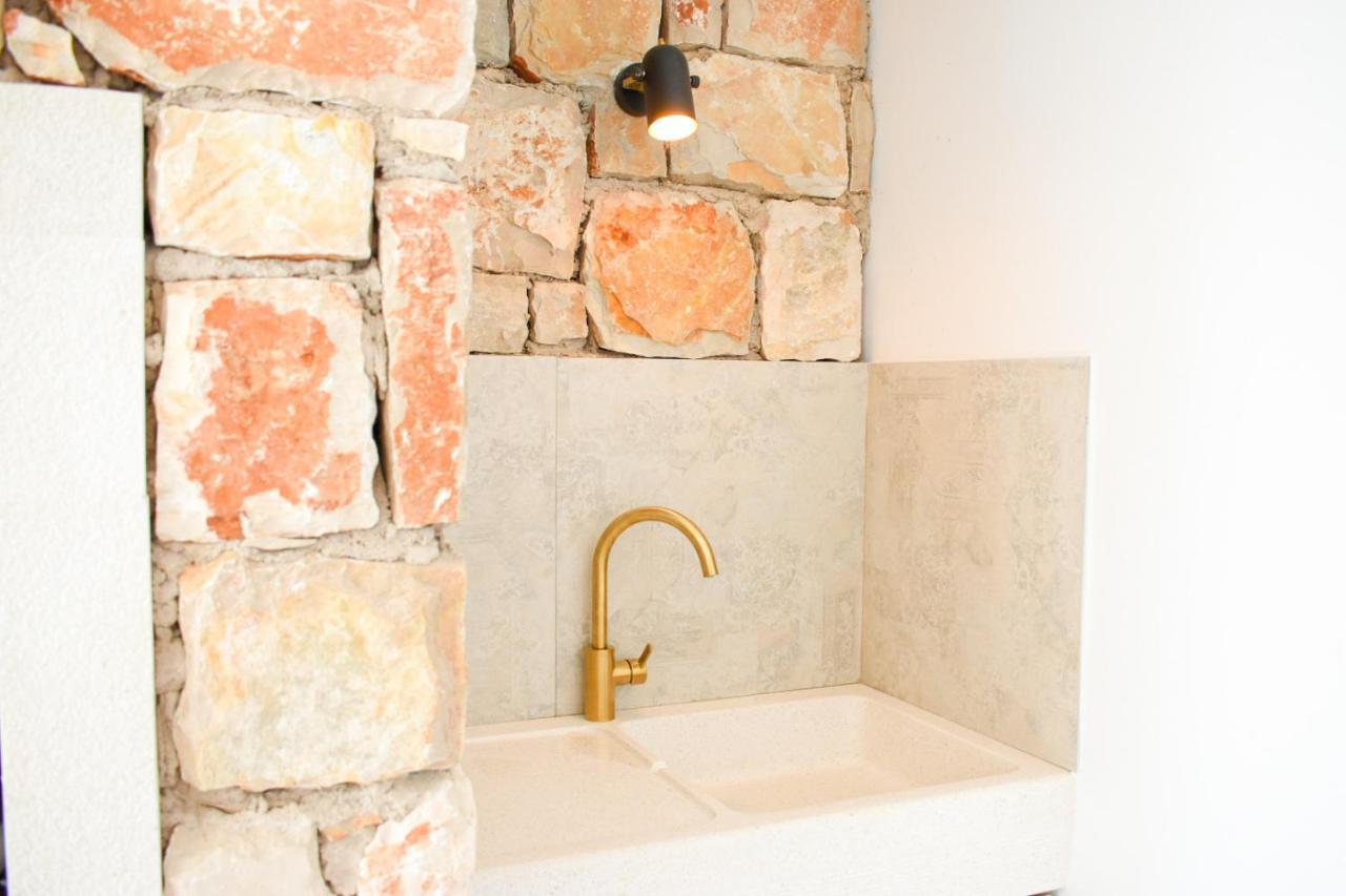 Seaview Pool Apartment-Lumiere, Island Hvar-Gdinj Exterior photo