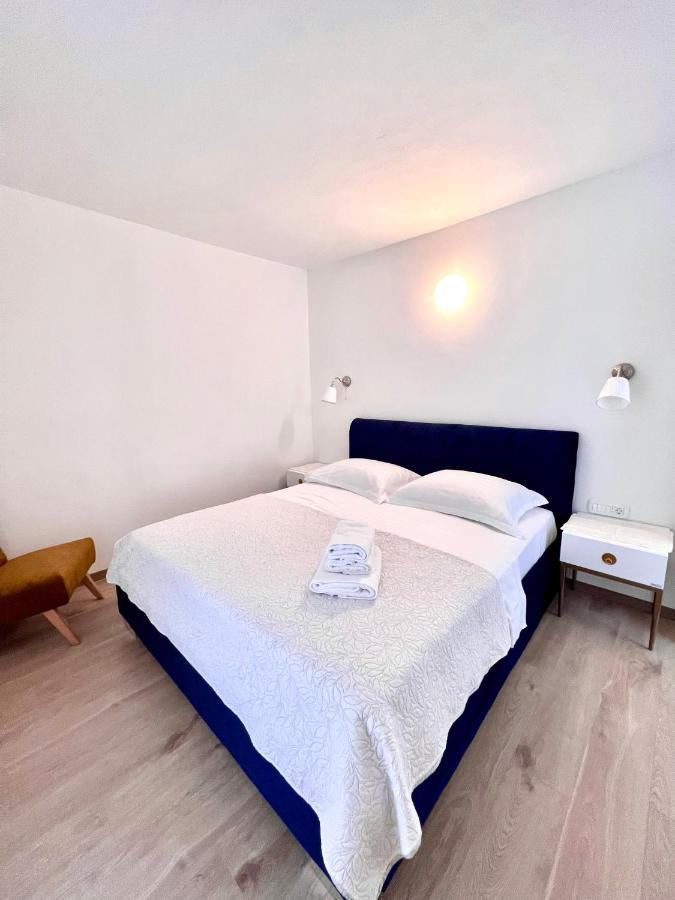 Seaview Pool Apartment-Lumiere, Island Hvar-Gdinj Exterior photo